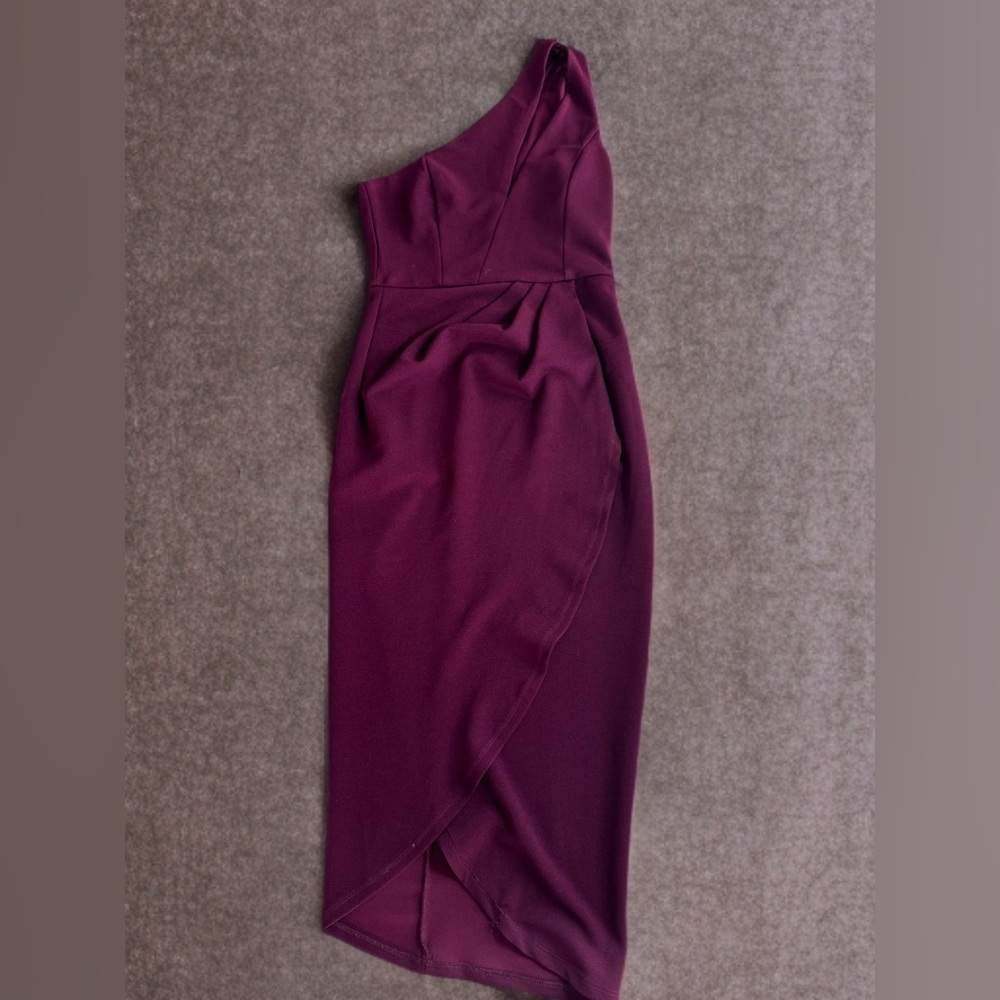 Lulu's One-Shoulder Wine elegant Midi Dress - Picture 9 of 13
